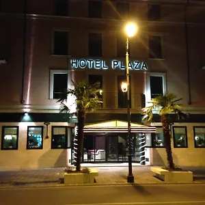 *** Hotel Plaza Italie