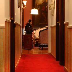Residenza Frattina Roma